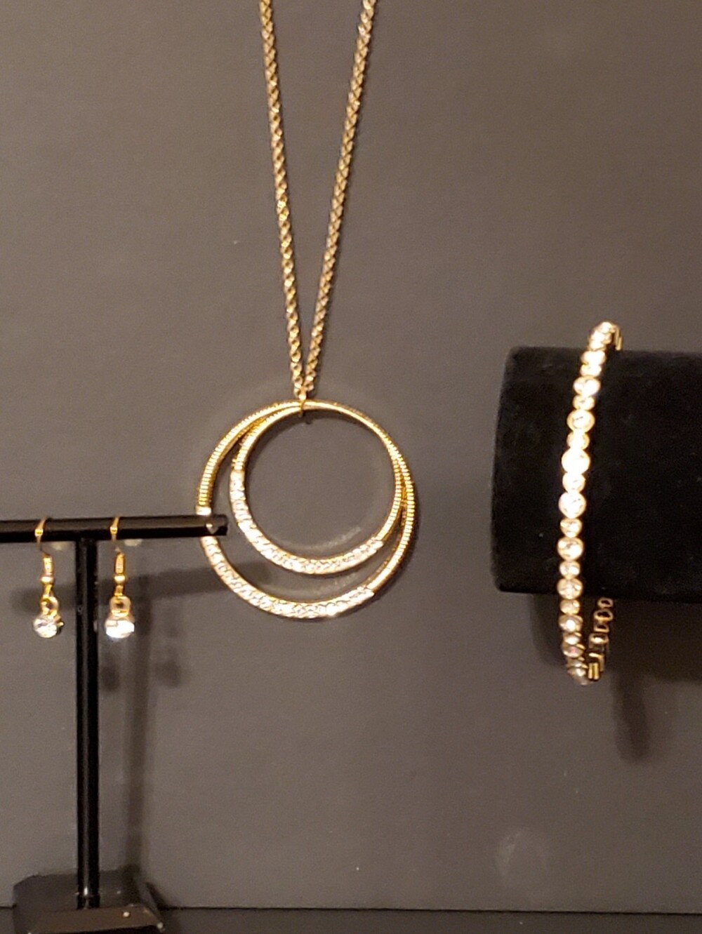 3pc Gold-Tone Interlocking Circle Jewelry Set - Symbolic Eternal Love. New